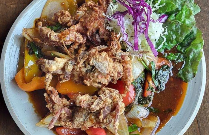 Deep-Fried Soft-Shell Crab, Stir-Fry with Chili Oil Sauce