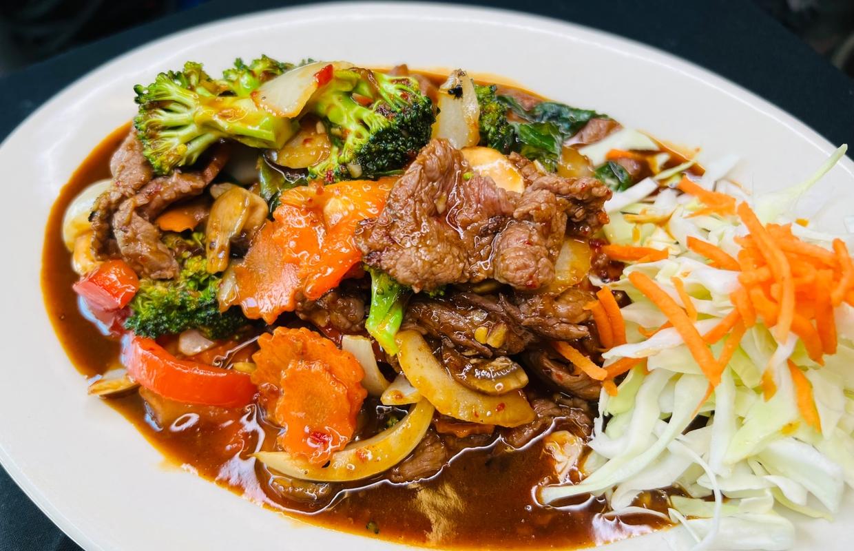 Pad Nam Prip Praw Stir Fry