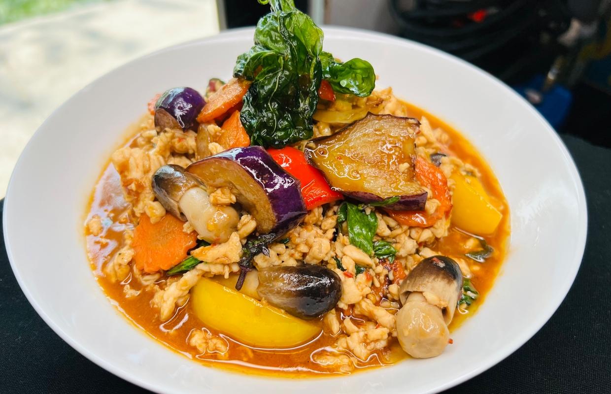 Spicy Basil Eggplant