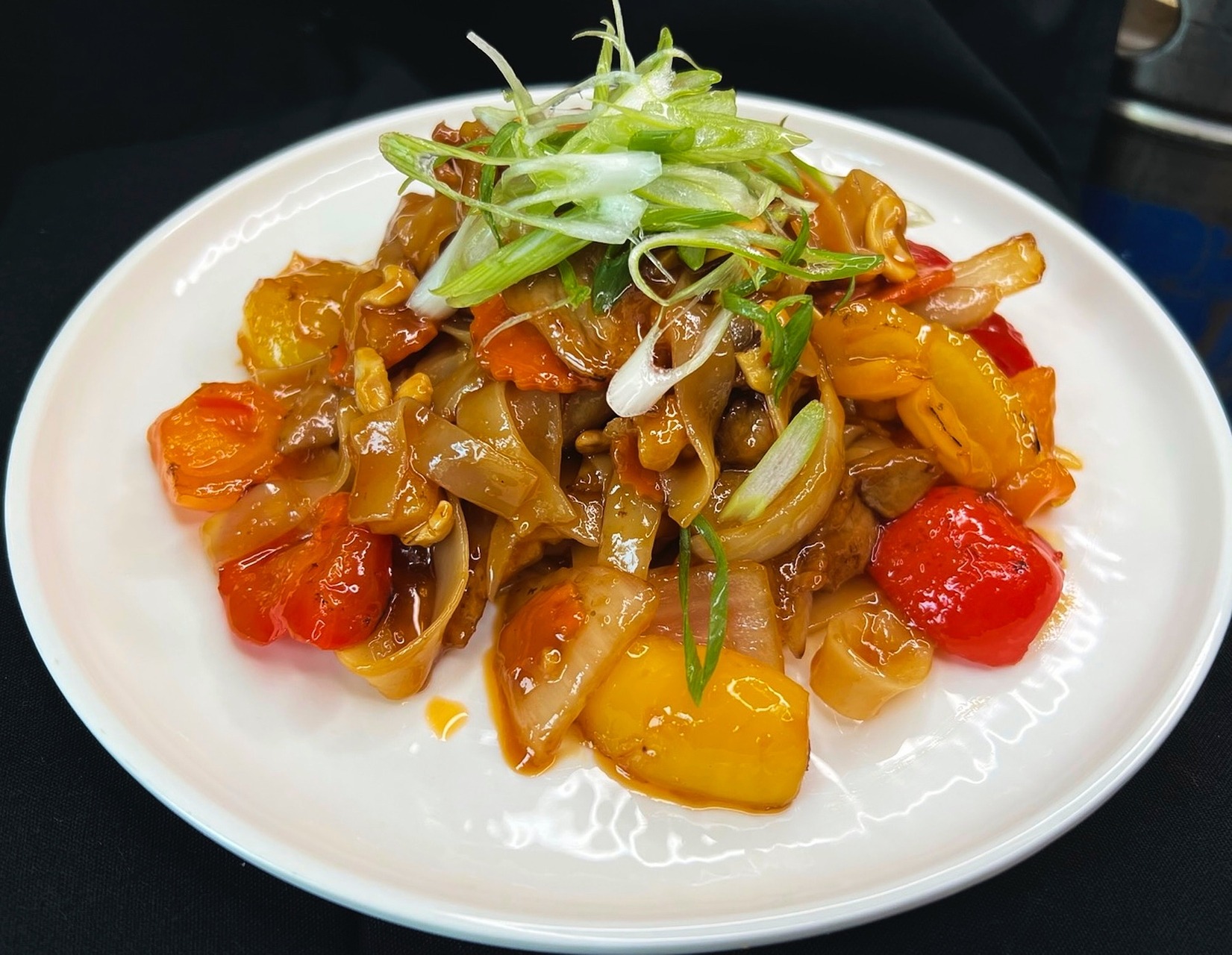 Stir Fry Cashew Nut with Rice Noodles