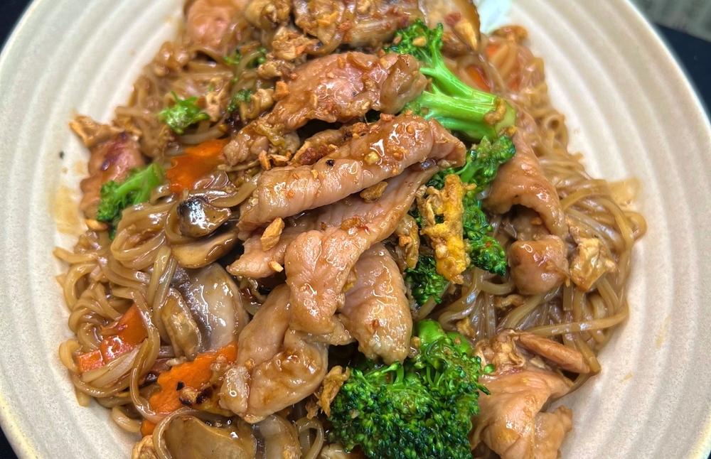 Pad See Ew noodle